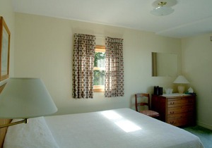 Shaw's Hotel & Cottages