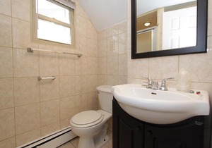 Shore Beach Houses - 41 B Lincoln Avenue