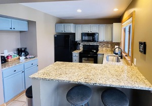 Ski-In 5BR Retreat @ Boyne Mtn - Walk to Lifts & Fun!