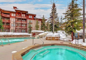 Ski-in/out condo w/mountain views, shared hot tub & pool & Club Solitude access!