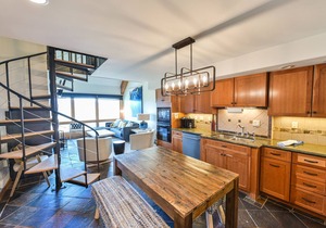 Ski In/Out with AMAZING VIEWS!