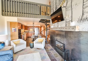 Ski In/Out with AMAZING VIEWS!