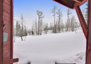 Ski-In Ski-Out Brian Head Giant Steps Condo