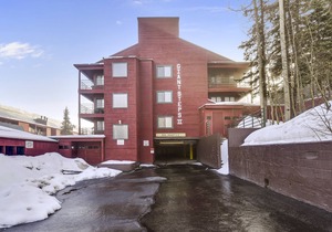Ski-In Ski-Out Brian Head Giant Steps Condo
