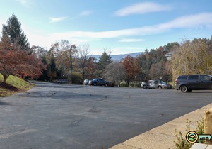 Ski/MTB/Golf Condo (#118) - Slope side | Mountain & golf course views | Walk-in access!