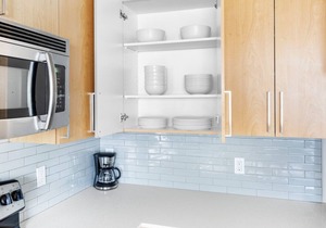 Sleek Ballard 1BR w/ Rooftop Deck & Yoga, walk to Dining, by Blueground