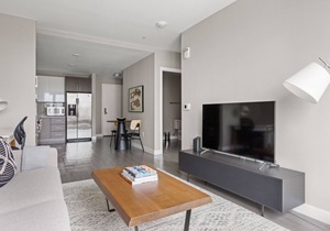 Sleek North Station 1BR w/W/D & Gym, nr TD Garden, by Blueground