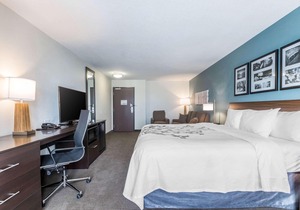 Sleep Inn and Suites West Des Moines near Jordan Creek