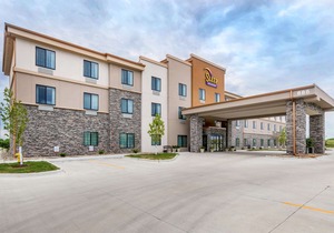 Sleep Inn & Suites West des Moines Near Jordan Creek