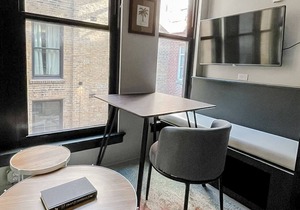Sleepover: Amazing Studio - Downtown Springfield