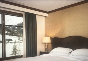Slopeside Ski-In/Ski -Out 2 Bedroom in Ritz-Carlton Aspen Highlands