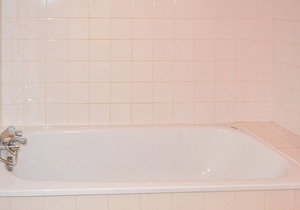 Small and neat cottage in Limeuil with room for 4 people.