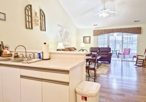 Small Lake and Golf Course Views~Dogs Ok~By Strip