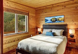 Snug Harbor Resort and Marina - Two Bedroom Waterfront Suite