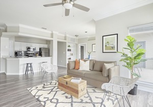 Sonder | Med Center | Pristine 2BR + Balcony