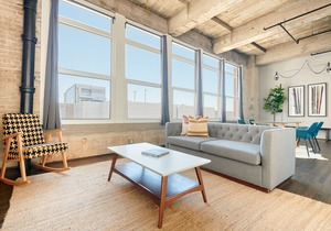 Sonder | The Hogg Palace | Beautiful 1BR + Gym