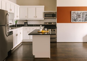 Sonder The Hogg Palace | Two-Bedroom Apartment