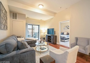 South Loop 2br Apartment Near McCormick