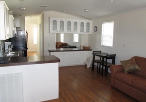 Southern Palms Park Model 13