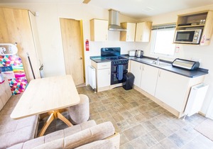 SP158 - Camber Sands Holiday Park - Sleeps 8 - 3 Bedrooms - 2nd Toilet - Decking - Private Parking