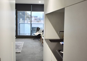 Spacious 1BD in Prahran -50 mtrs to Chapel Street!