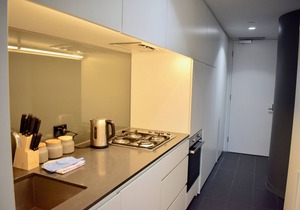 Spacious 1BD in Prahran -50 mtrs to Chapel Street!