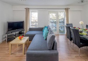 Spacious 2 Bed Apartment Whitechapel