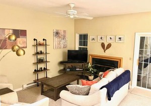 Spacious 3BR 3BA Sleeps 8 Ski On Off Jiminy Mountain Resort