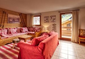 Spacious 4-bedroom apartment, ski-in/ski-out, parking included