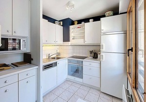 Spacious central duplex with views, 50m from beach, elevator, and WIFI