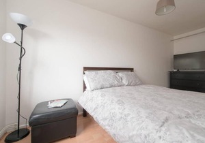 Spacious Double Room (Mini Guest House)- Haggerston, London Fields
