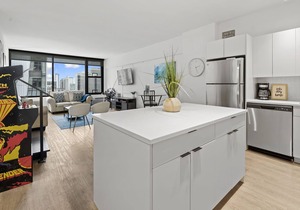 ‼️🔆Spacious Gold Coast Apartment | Rooftop Pool🔆‼️