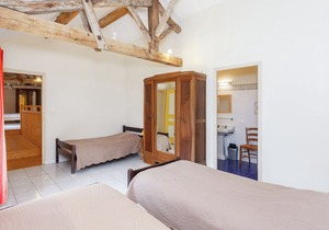 Spacious Holiday Home with Private Swimming Pool in Loubejac