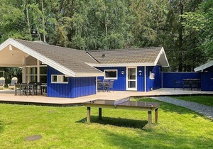 Spacious Holiday Home in Gørlev with Sauna
