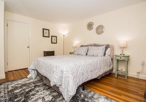 Spacious, Homey, 1Bed close to Longwood Medical, Boston