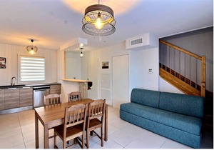 Spacious penthouse apartment with secure private parking.