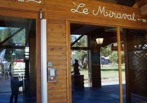 Spacious renovated T4 for 8 at Pra Loup 1600