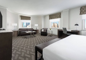 Spacious Room Perfect For Boston Stay | Right off Boston Theater District