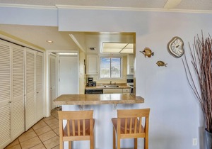 SPC 2079- 2nd Floor 2 BR on the Golf Course - sleeps 7 by RedAwning