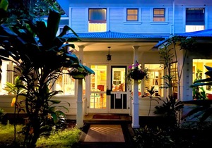 Specialty Vibrant Hawi Guest House