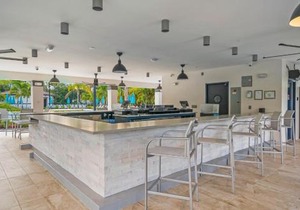 Spring Lakeview Condo