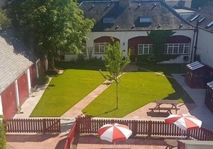 Standard Cottage with Garden View at Balmoral Hotel
