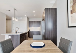 Stay Gia Modern 1BR Apartment with Swimming Pool