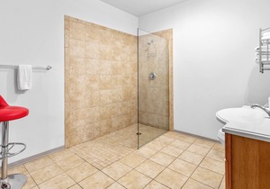 StaySTL-Extended Stays-BR Loft-Pets-W/D