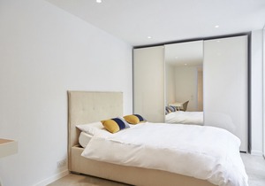 Stoke Newington Hideout, by Veeve