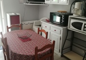 STUDIO 4 to 6 people