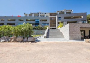 Studio Château-11 by Interhome