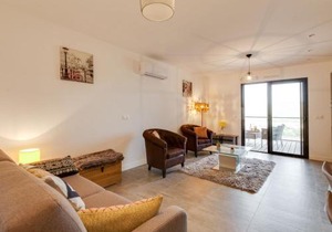 Studio Château-11 by Interhome