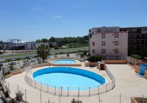 Studio Double Cabine avec Parking, Clim et Piscine - FR-1-307-140