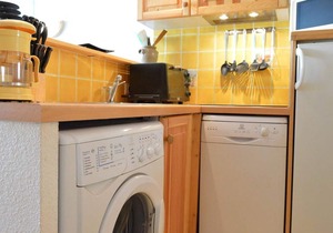 Studio for 2 with Balcony, Near Beach & Port, Cap d'Agde